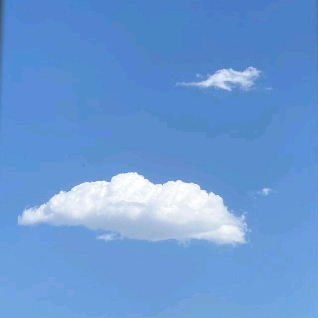 一朵☁️