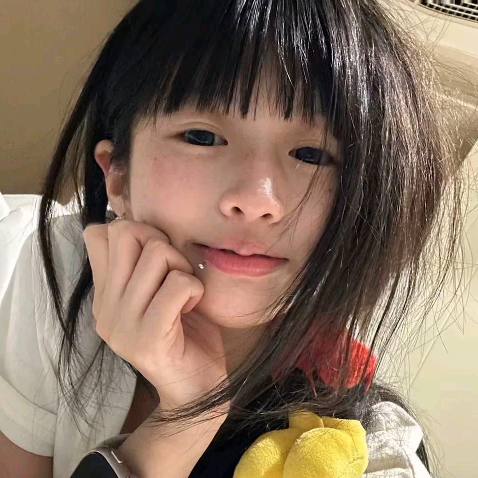 ʰᵉˡˡᵒ𝙠𝙞𝙩𝙩𝙮.