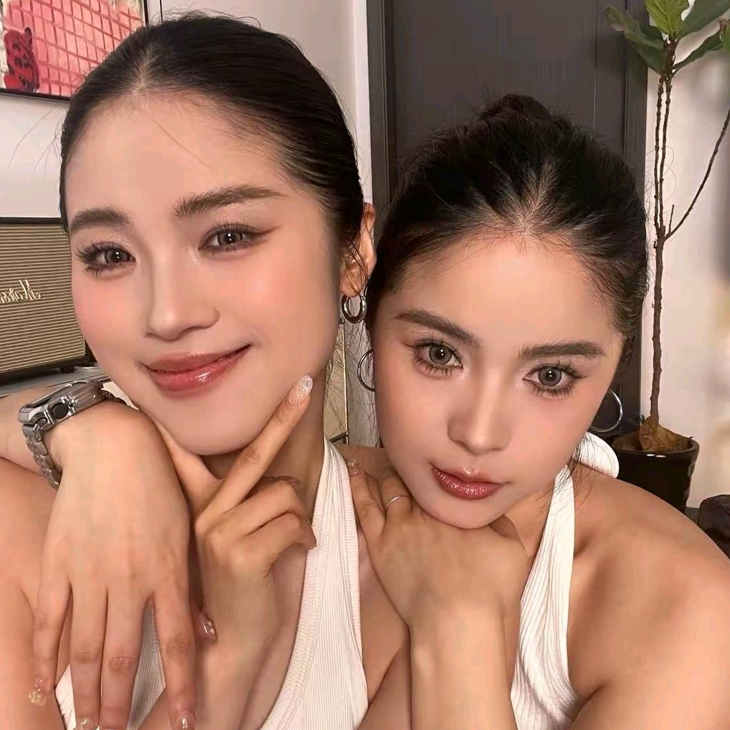 欢喜姐妹的美妆匣子