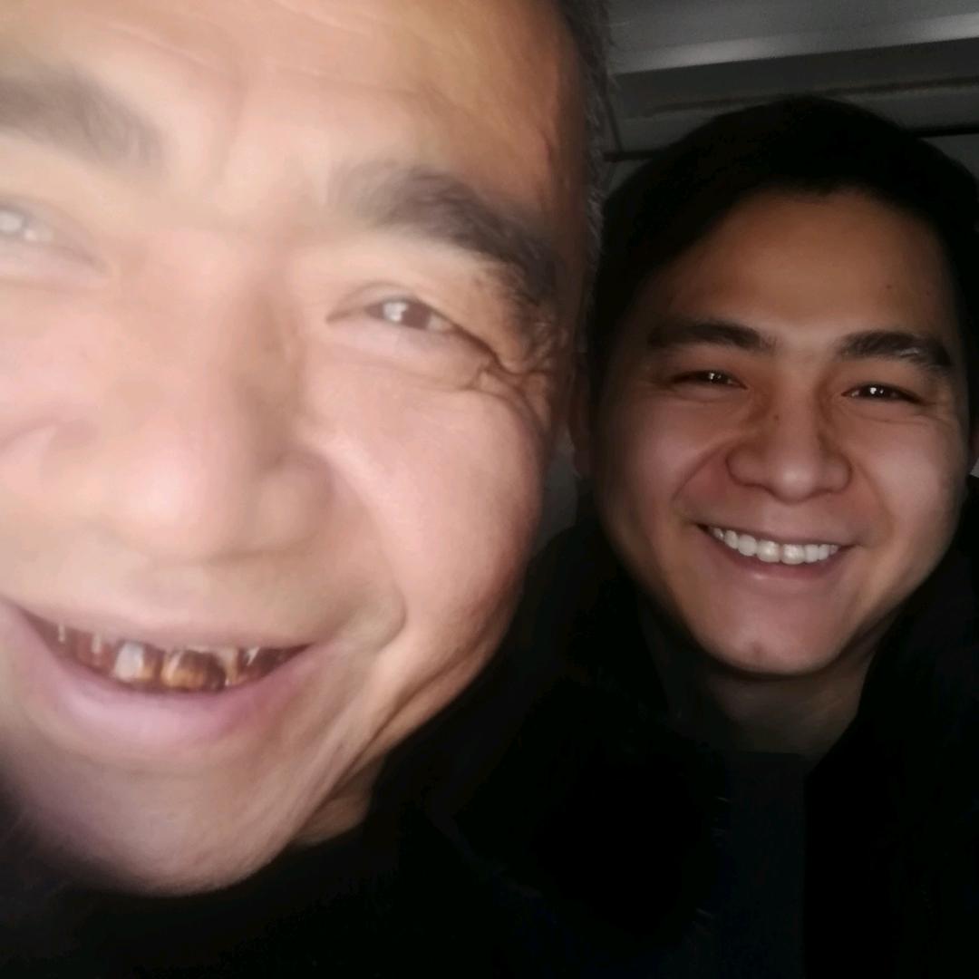 万洪