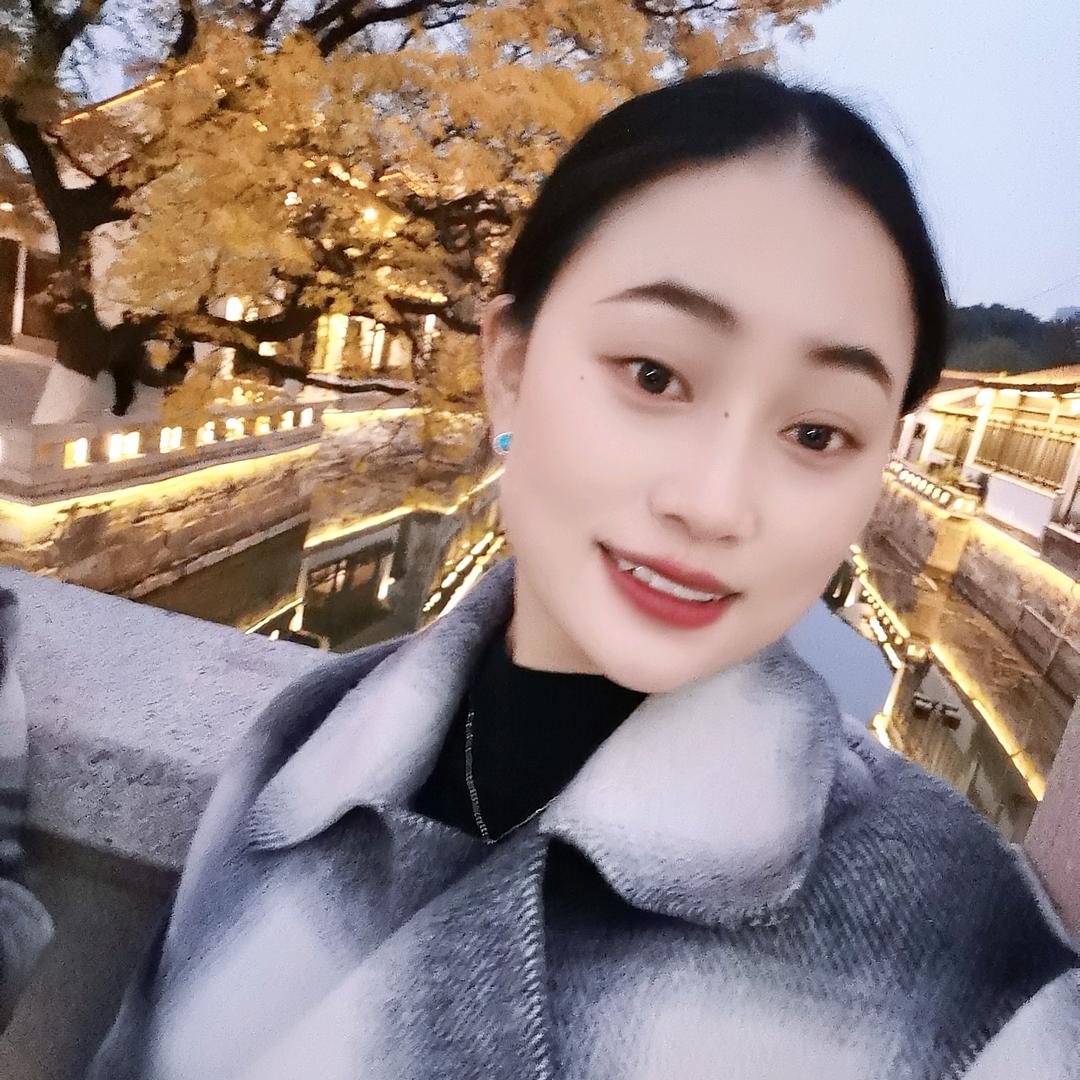 财神爷的小心肝  艾樱