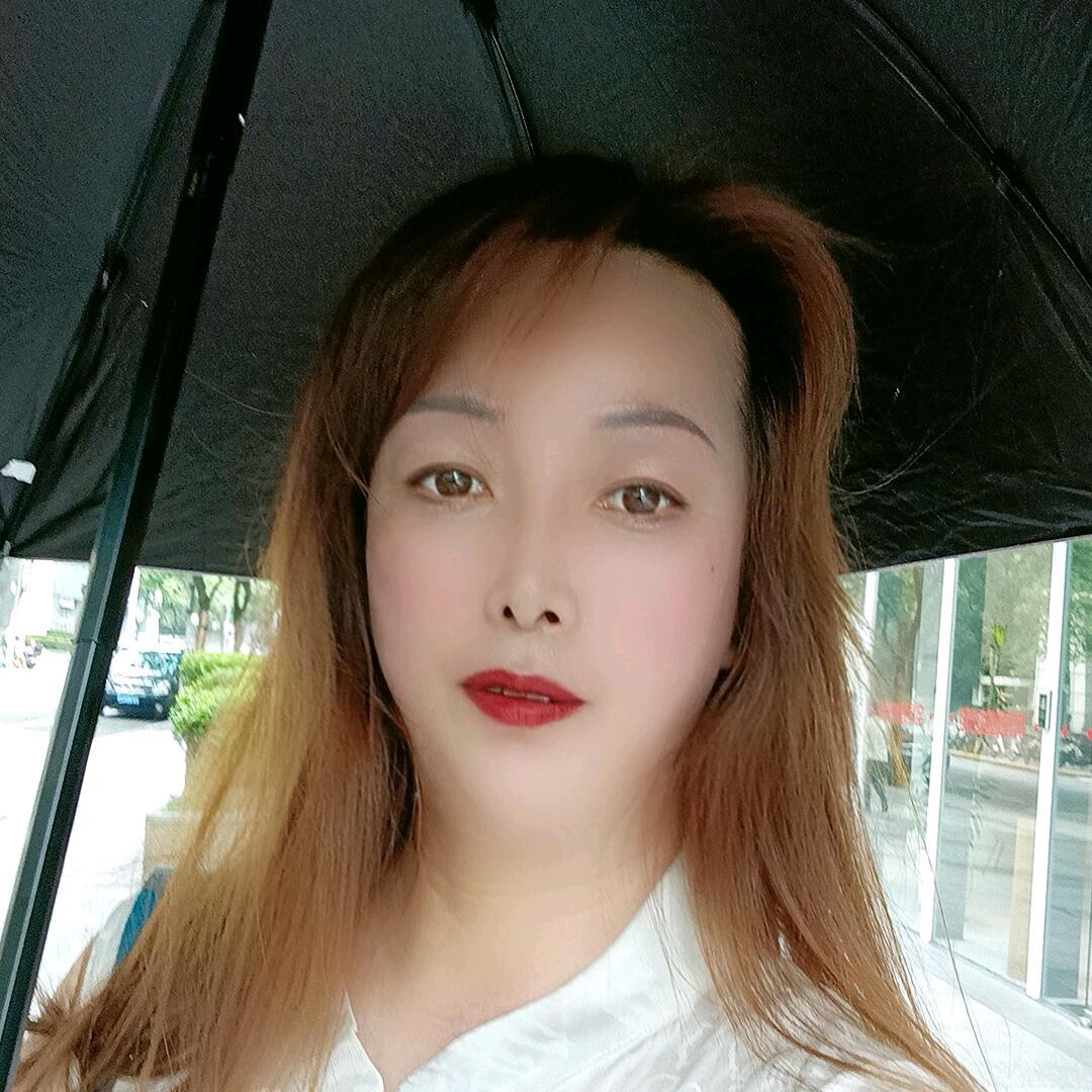 水岸名城精品自助公寓。