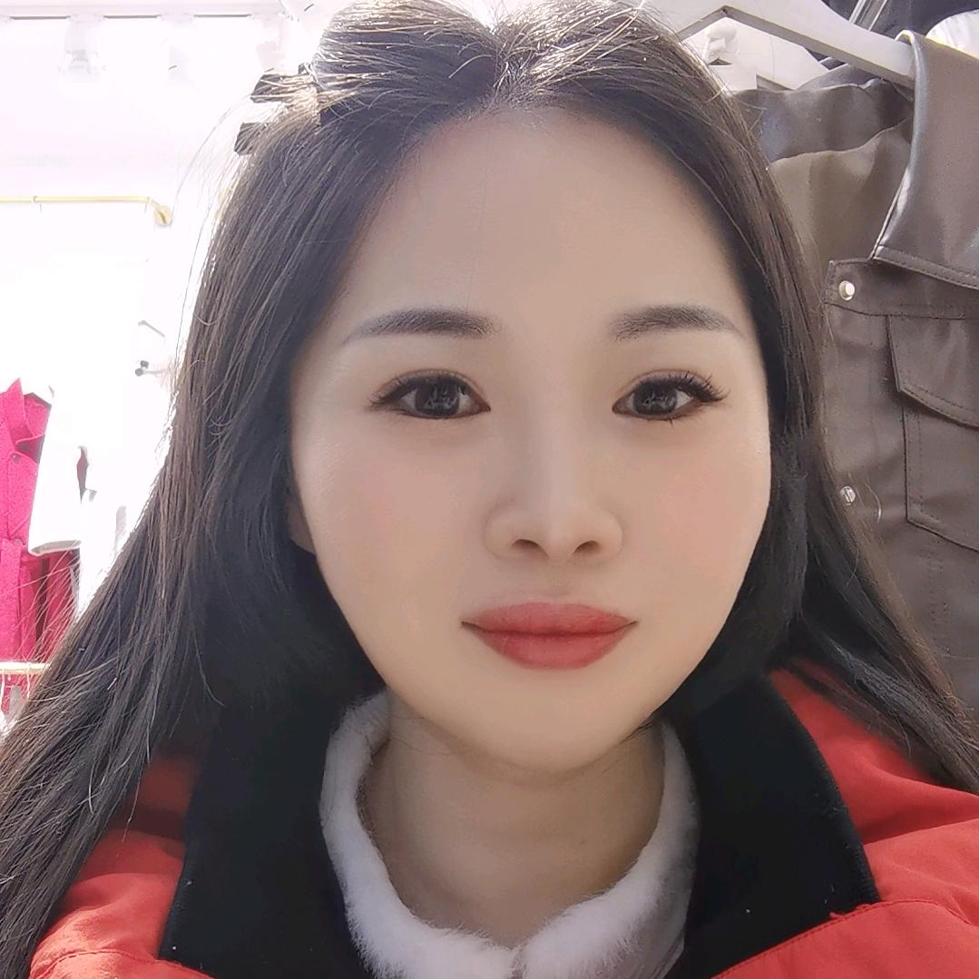 芳芳家实体女装批发