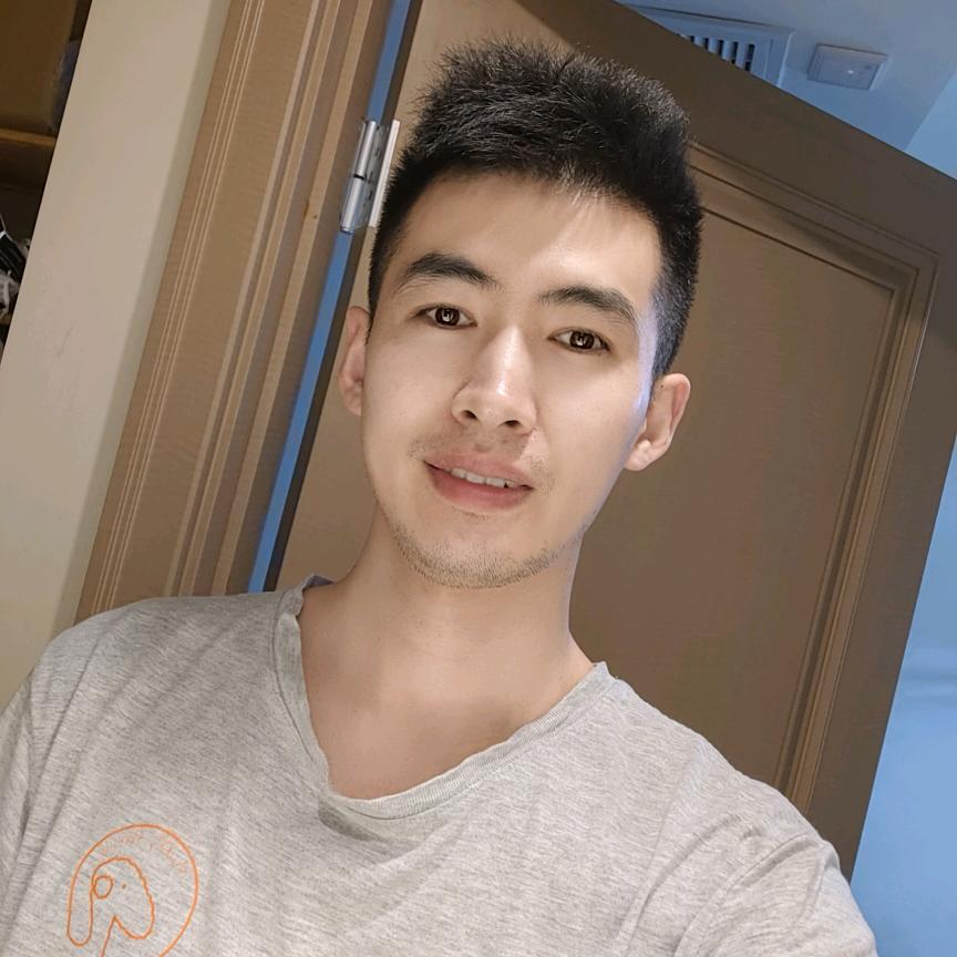 老李.