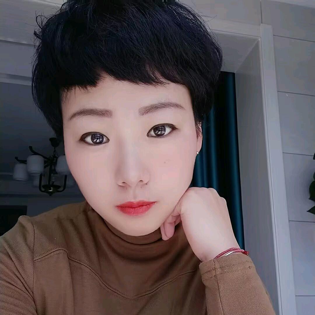 荣荣姐