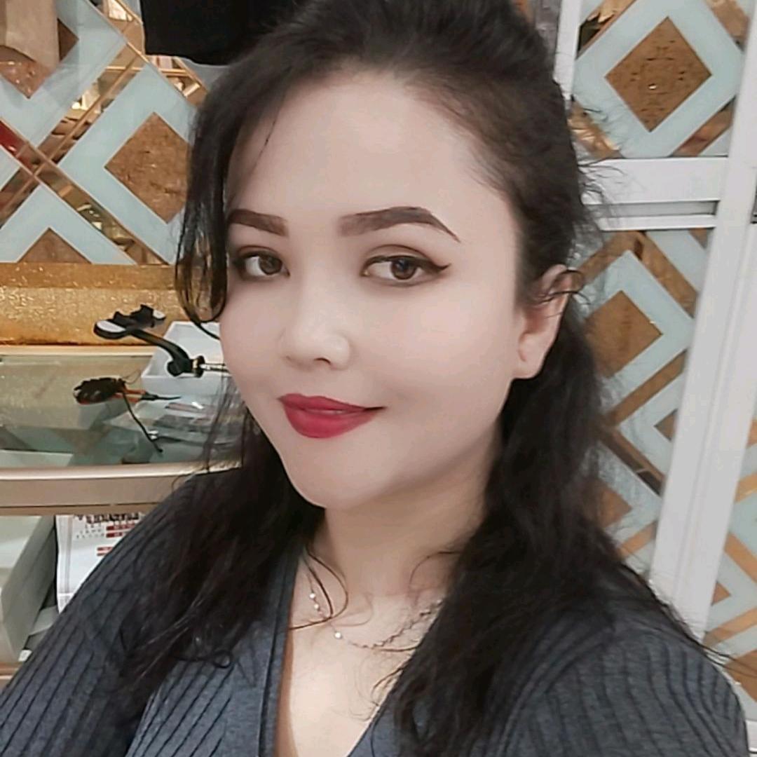 优衣美服装店 ZULIYA 化妆品