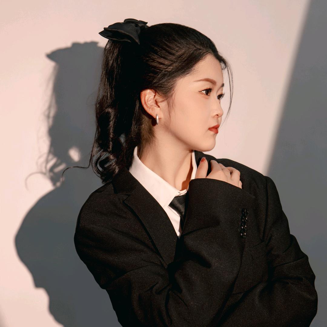 玲儿👑