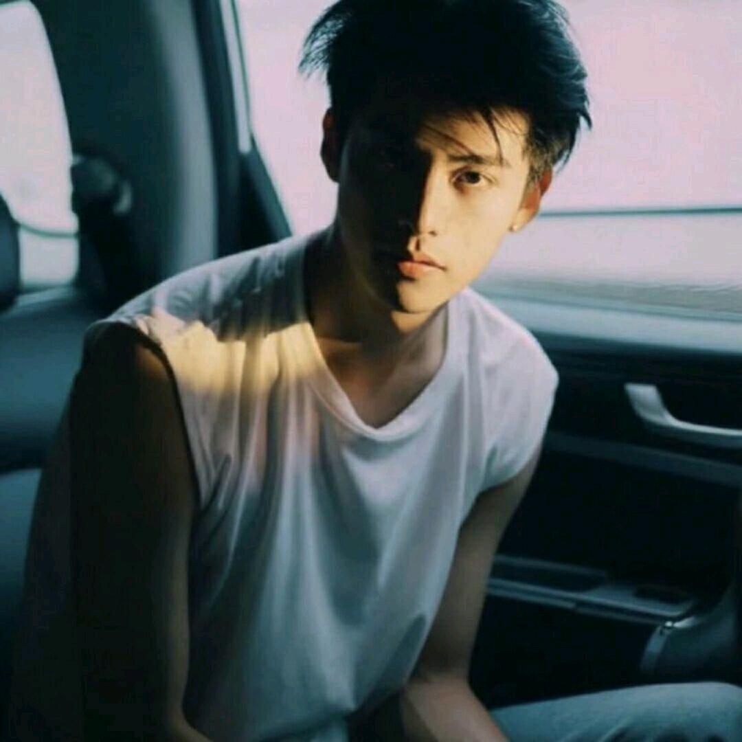 小漠.