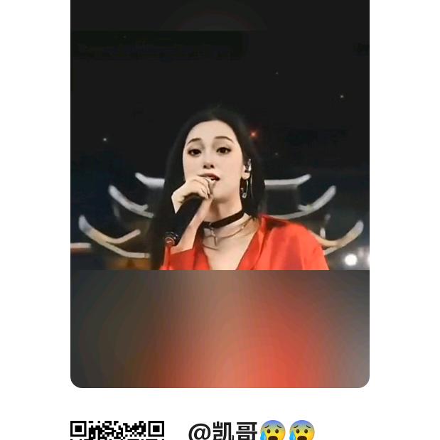 吧台桌子上