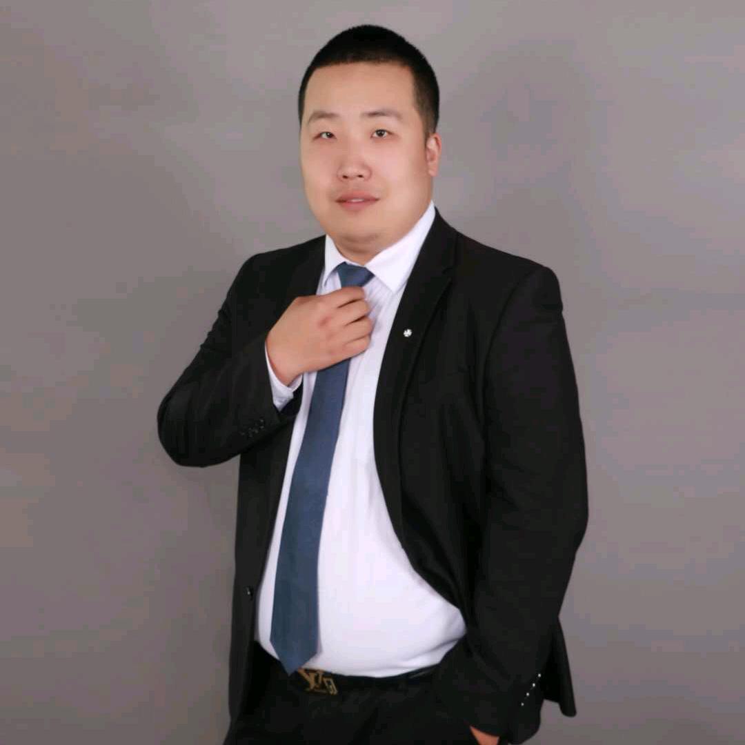 阿龍侃房