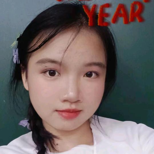 思思❤️🌹🍒🍎
