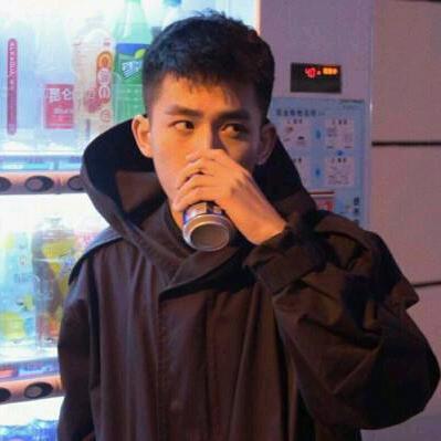 干饭领先一个盆   　  　　　   ༽