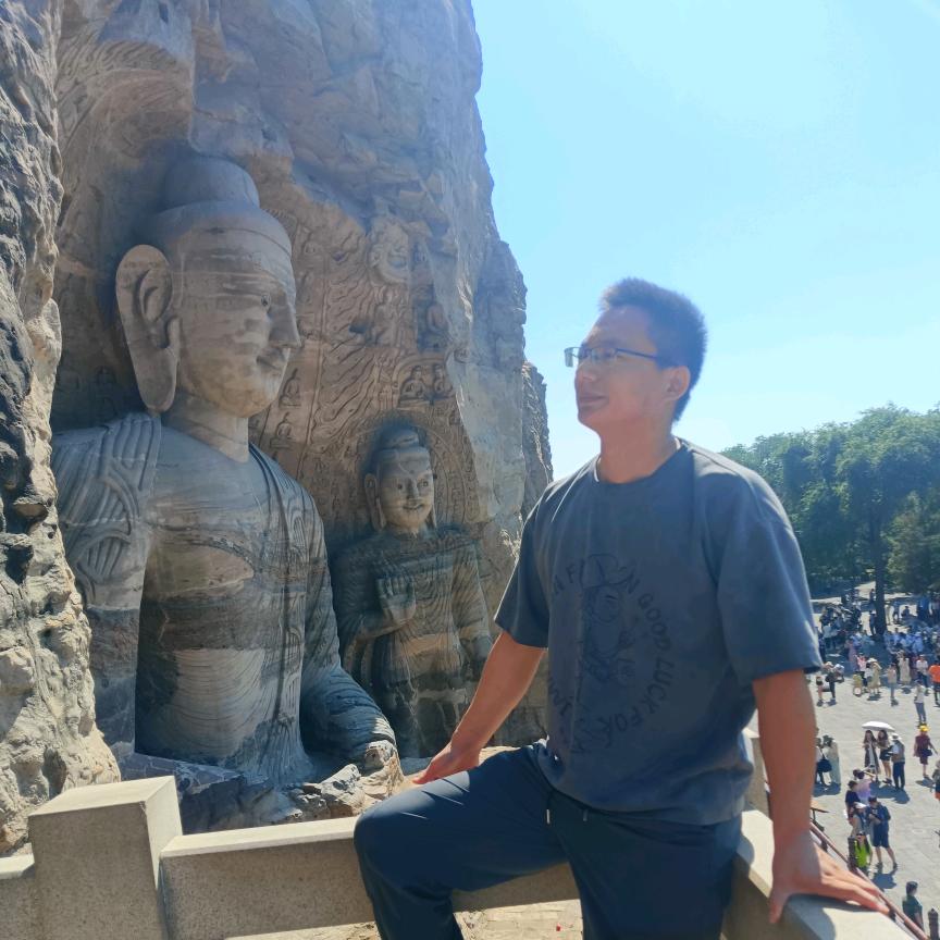 铭创整装 定制衣柜木门