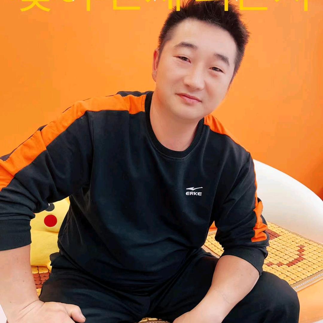 龚记大山包谷饭十元地摊火锅🌽