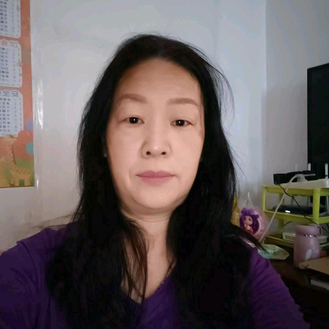 熊姐姐生活用品厨窗