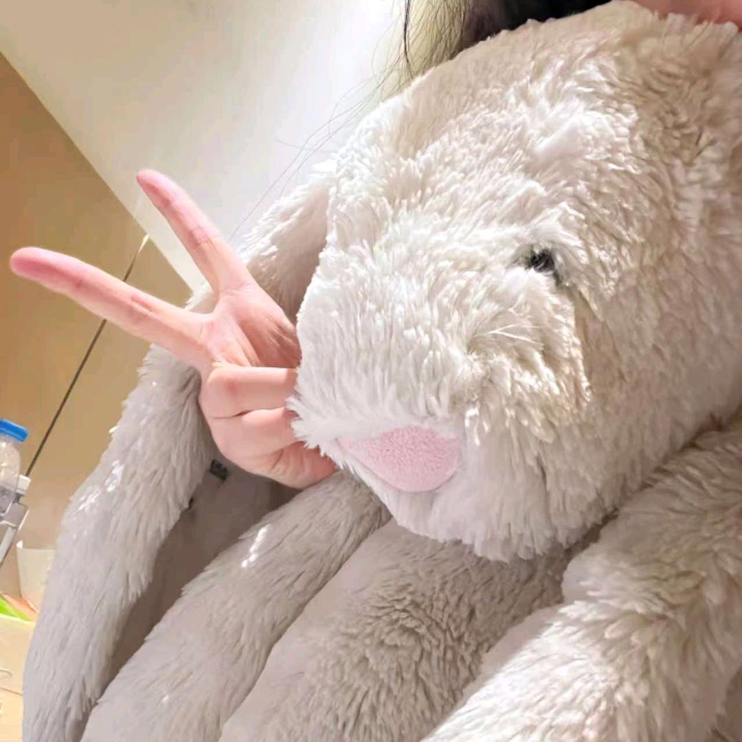 欣欣儿