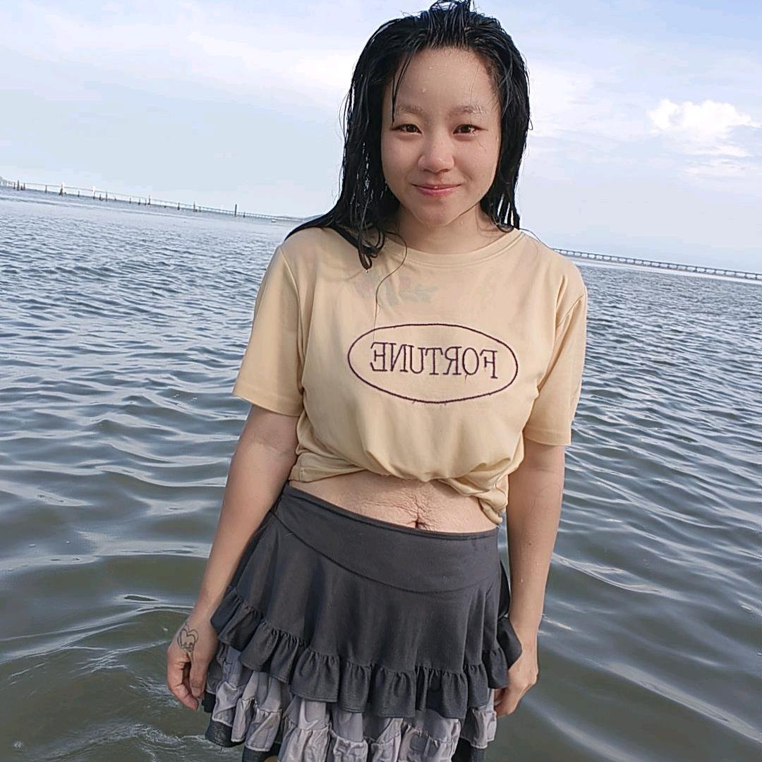 晴妹妹（单亲家庭）