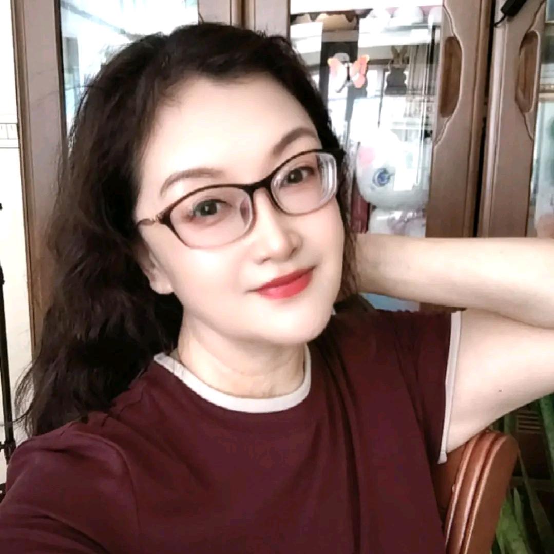 龙姐🎤（晚8点10分见）