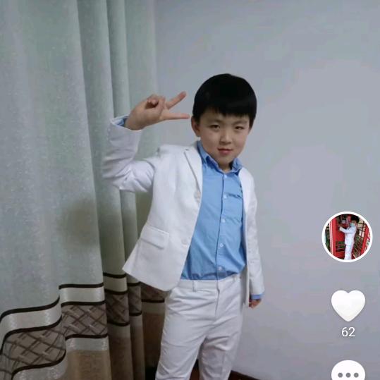 坤坤