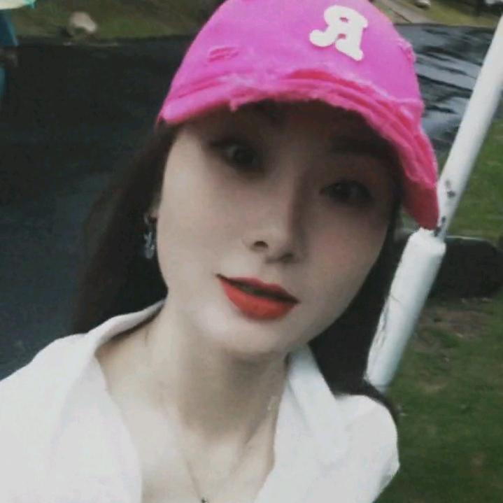 佳颖