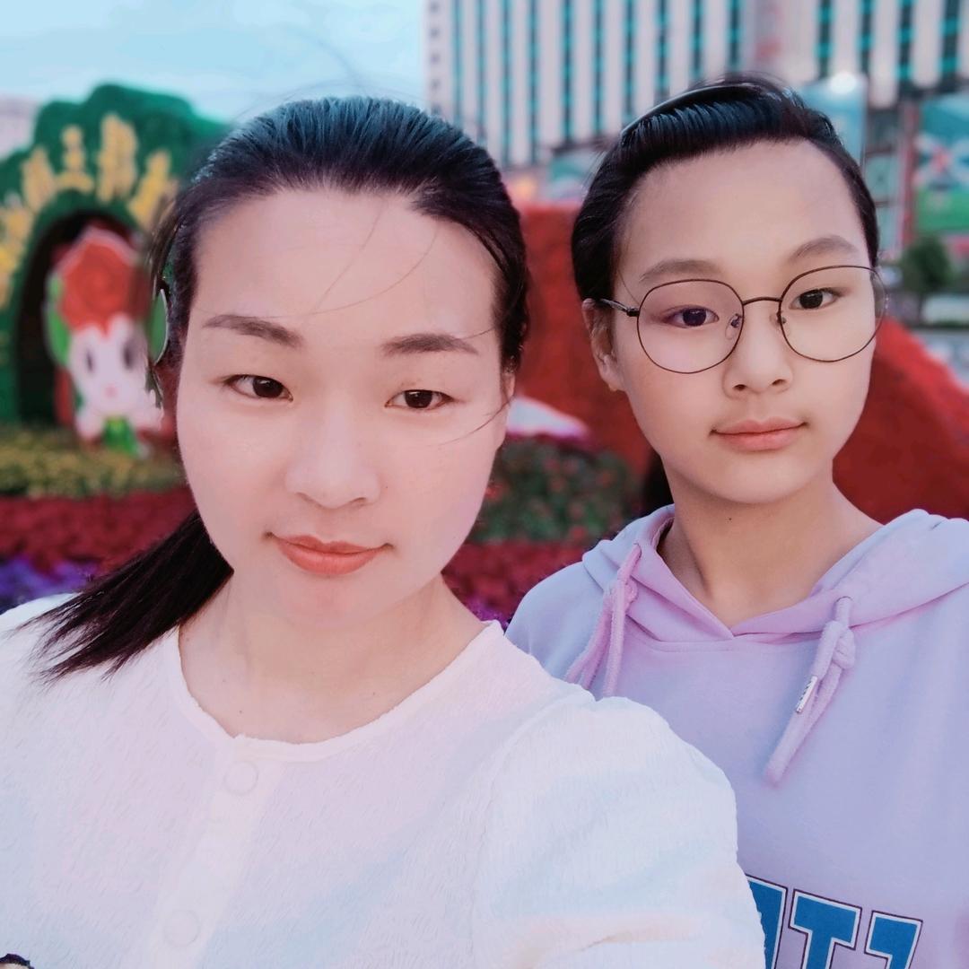 玲玲(≧▽≦)