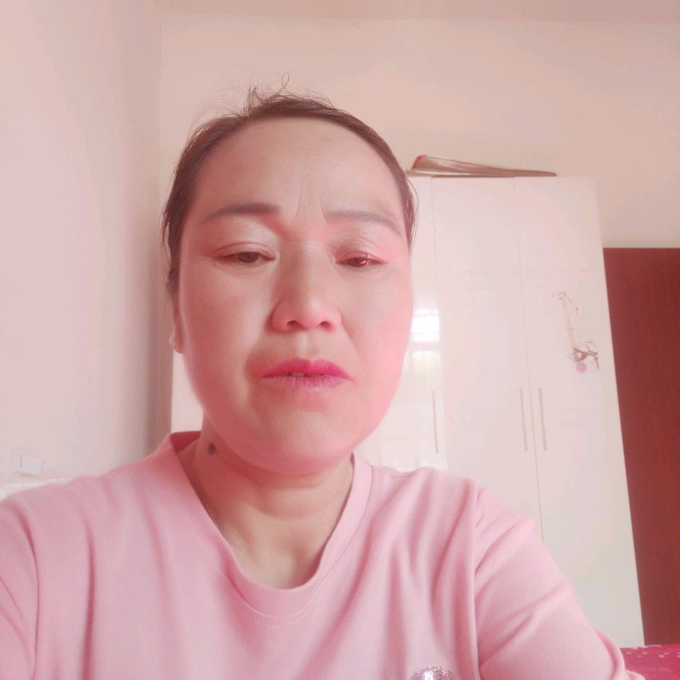 党小梅