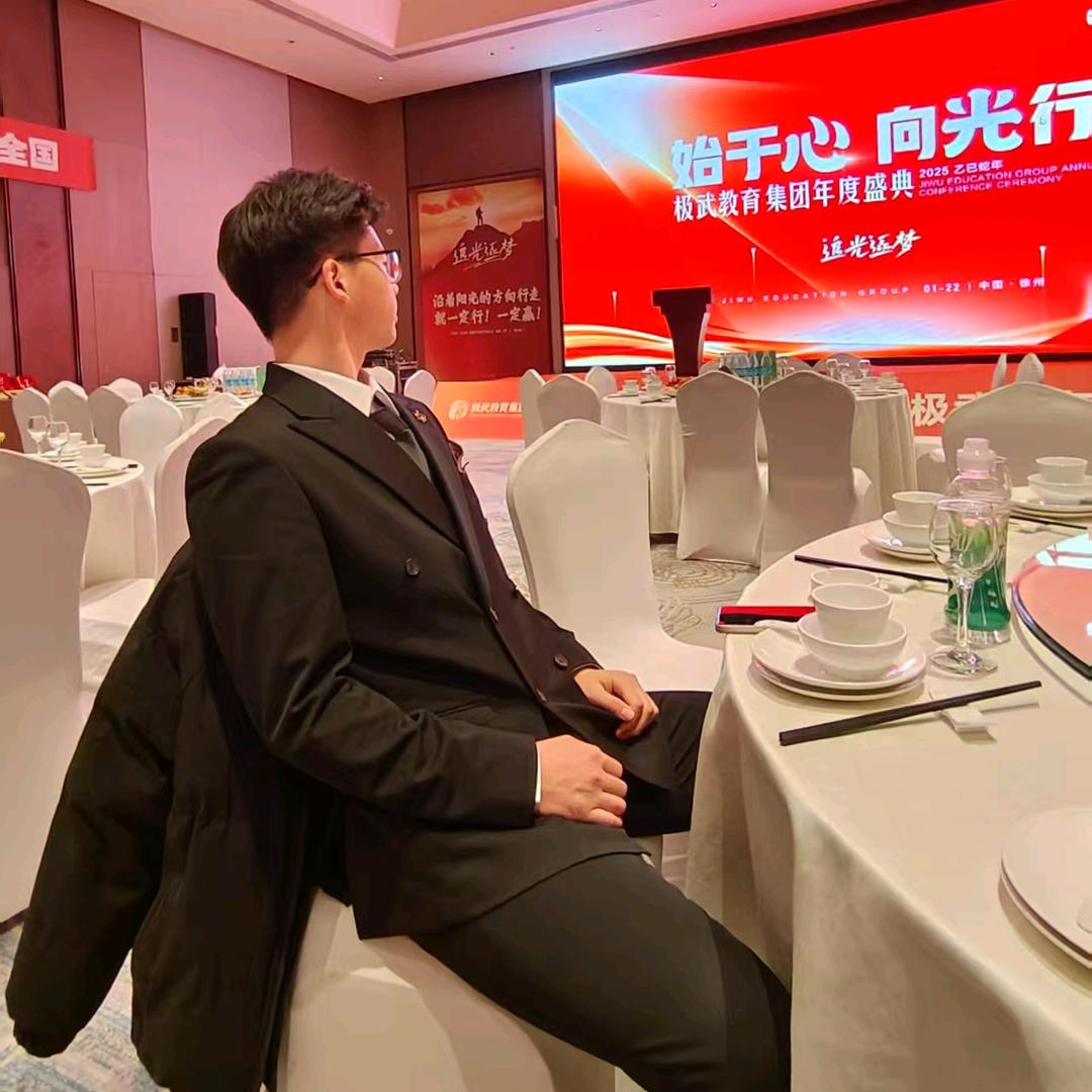 可乐教练（重生之当武术教练）