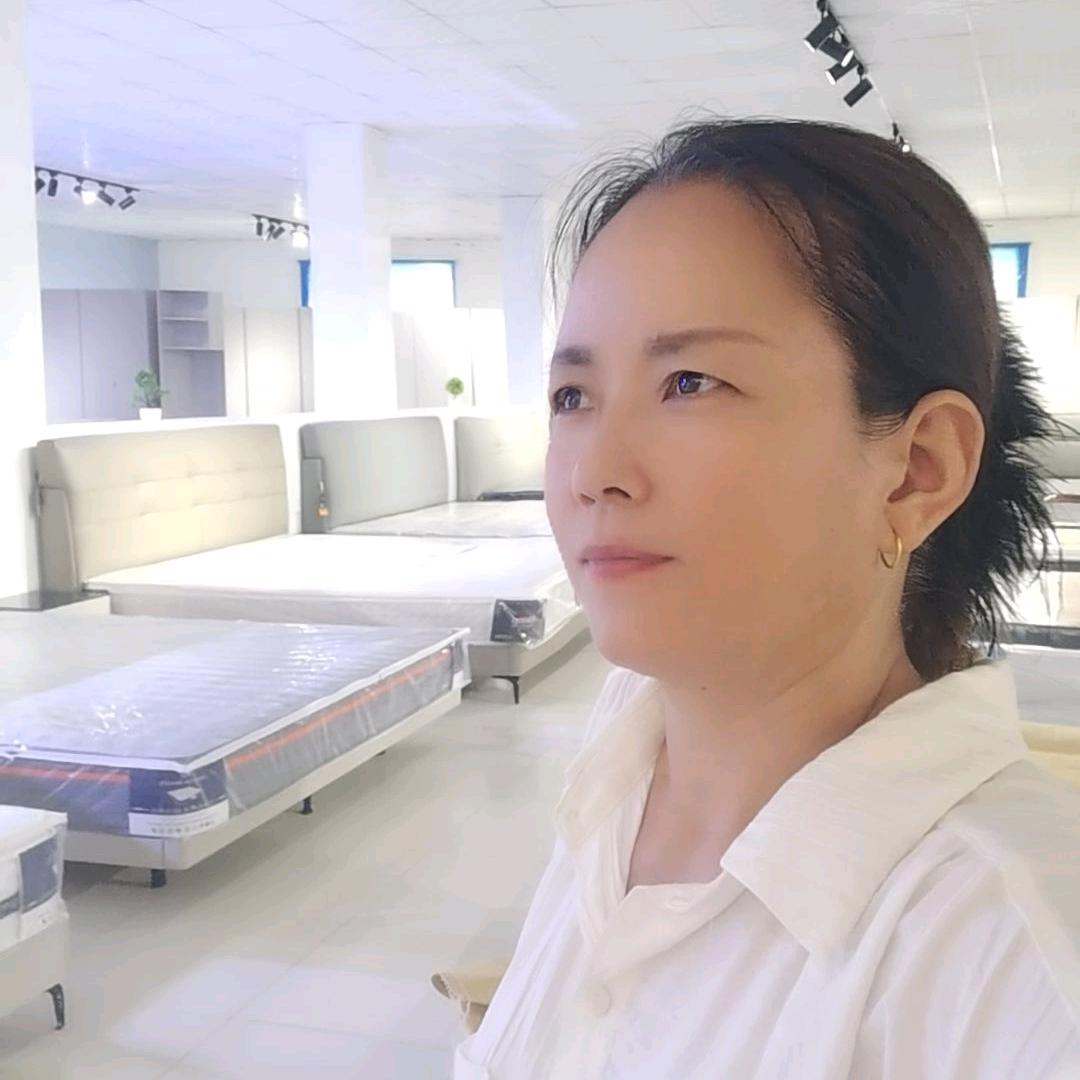 罗滩家具香姐