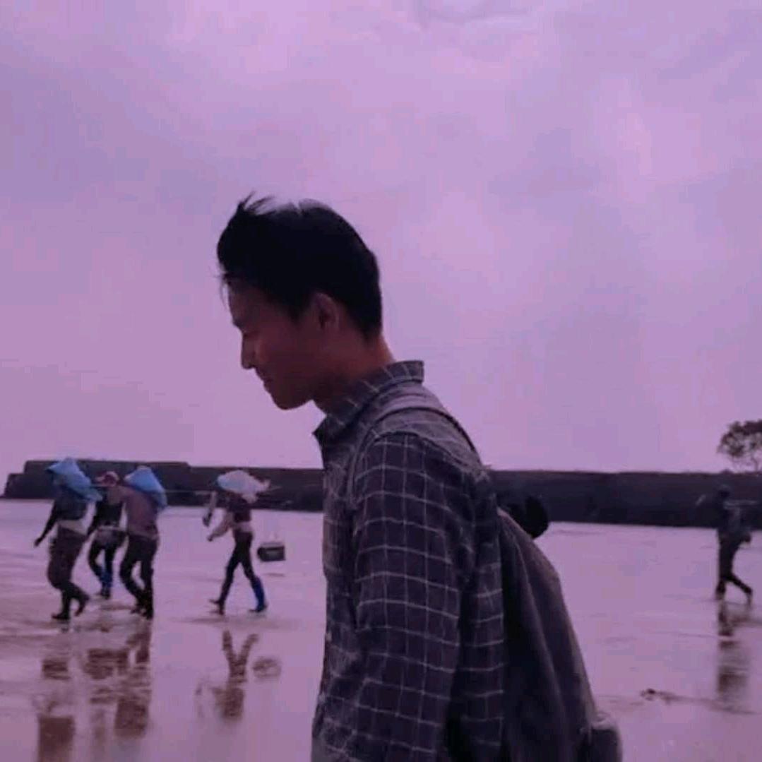 小鲁同学在家乡🍀