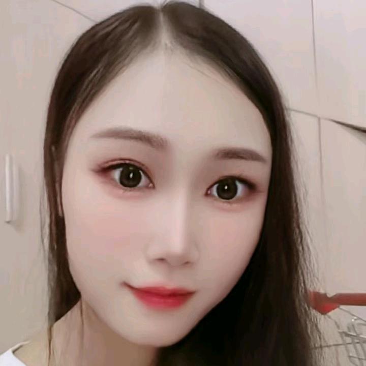 甜甜Y