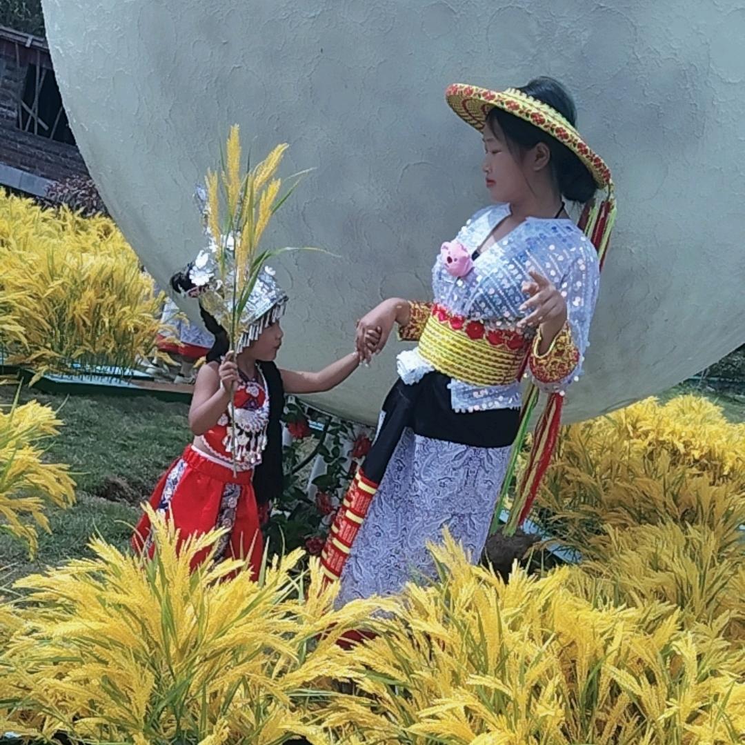 英子，脱单