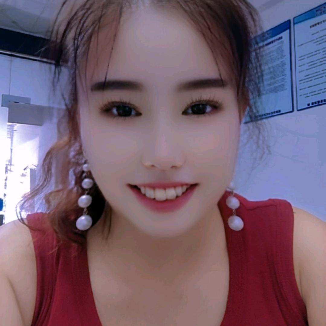 美媚舞蹈《晚上7点，30分 开播》