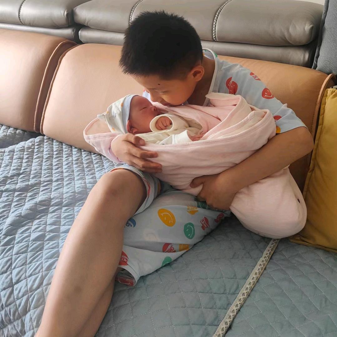 家有两宝（拒绝私聊）