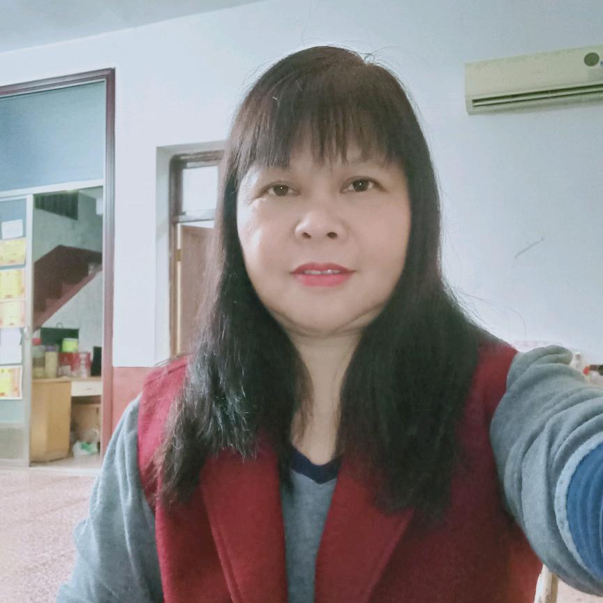 萱萱奶奶，新人首播第一天，晚上7点30开