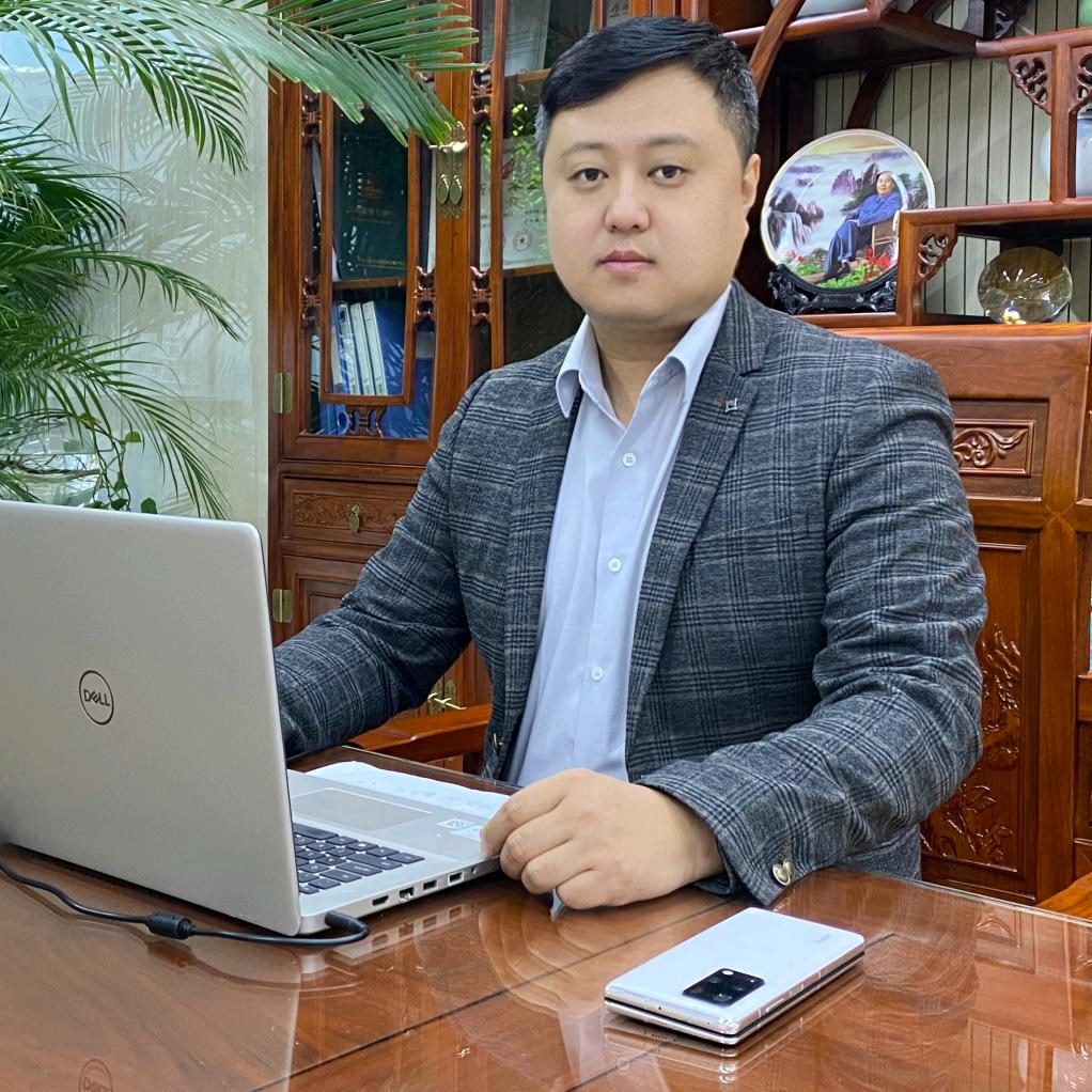 畅步防滑郝福东