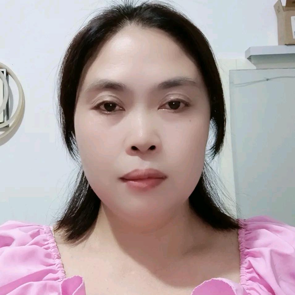 亮姐（中午12.30）亮妹小号