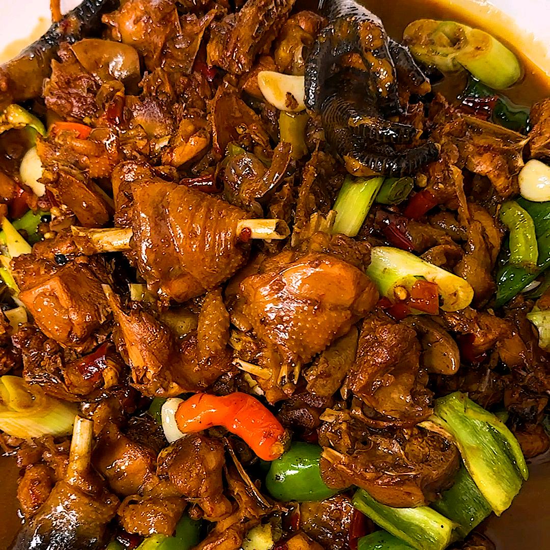 家门口炒鸡店