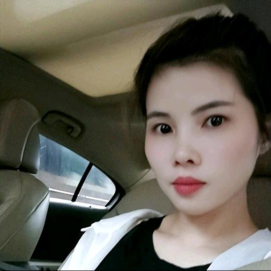 小彤