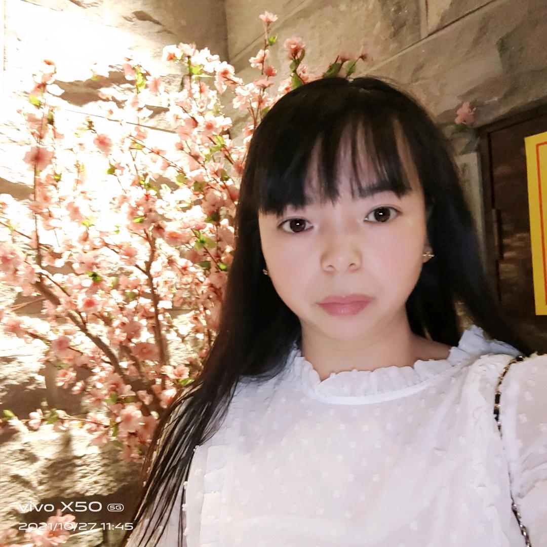 人生不易，易不人生加油晓刘姐