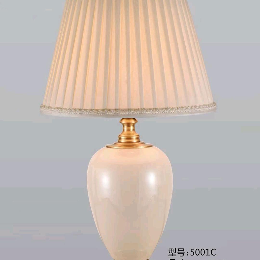 卖灯的云姐