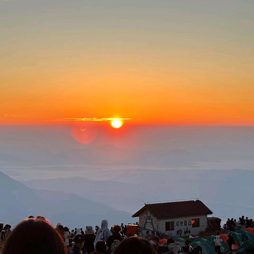 不为往事忧只为余生笑