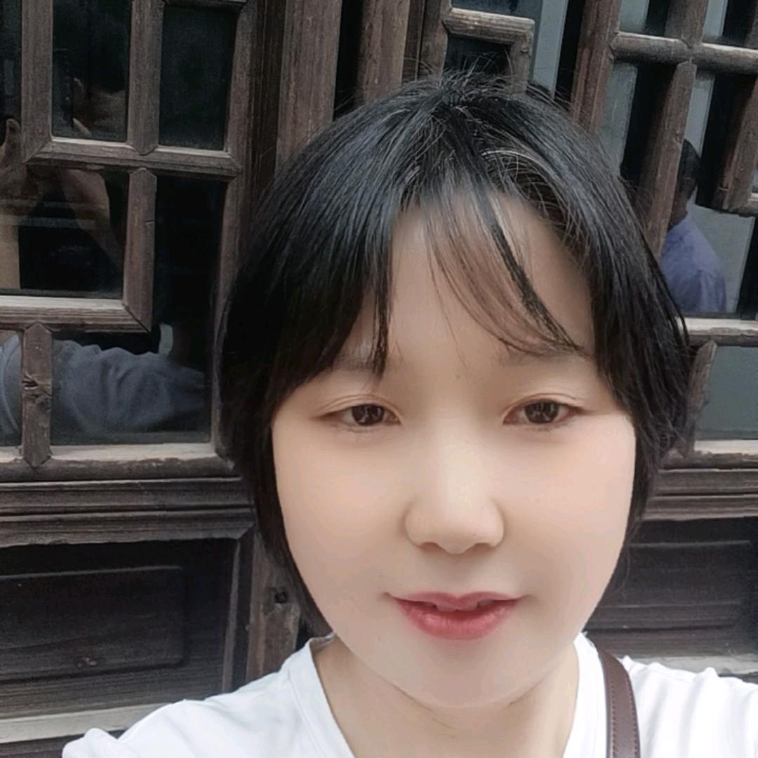 先梅在上海做家政
