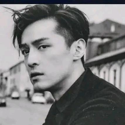 介个老登不太冷头像