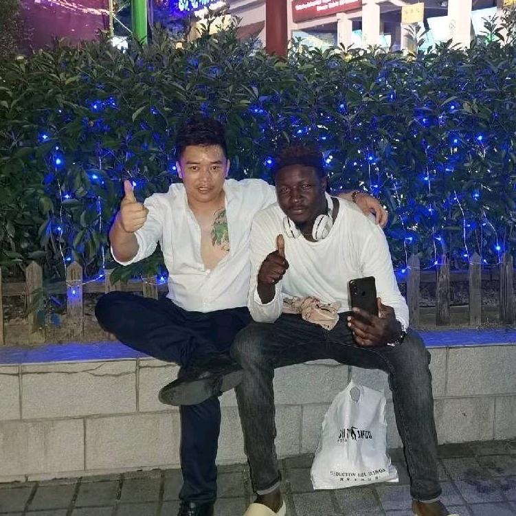 （當寄）总裁💰星哥