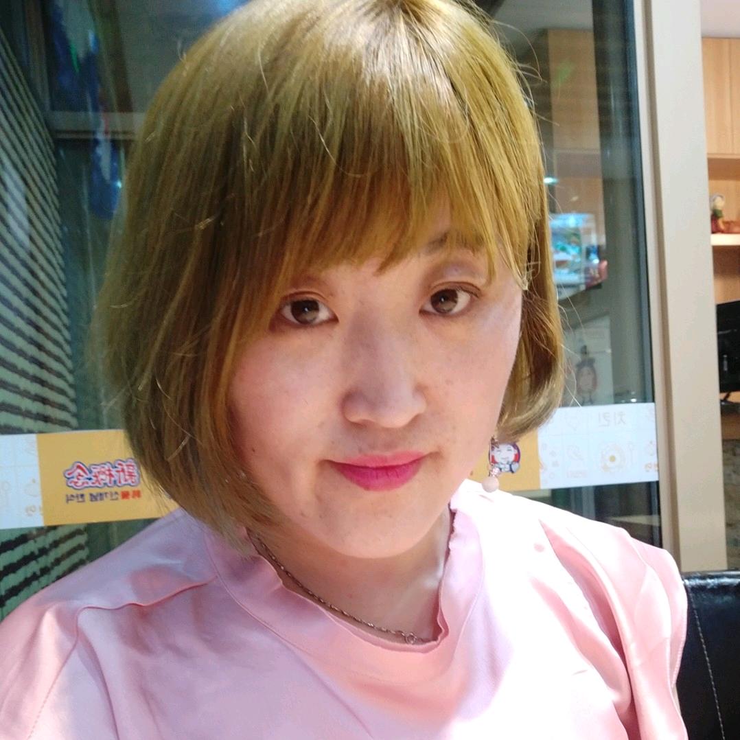 大庆减龄发型设计师雯姐