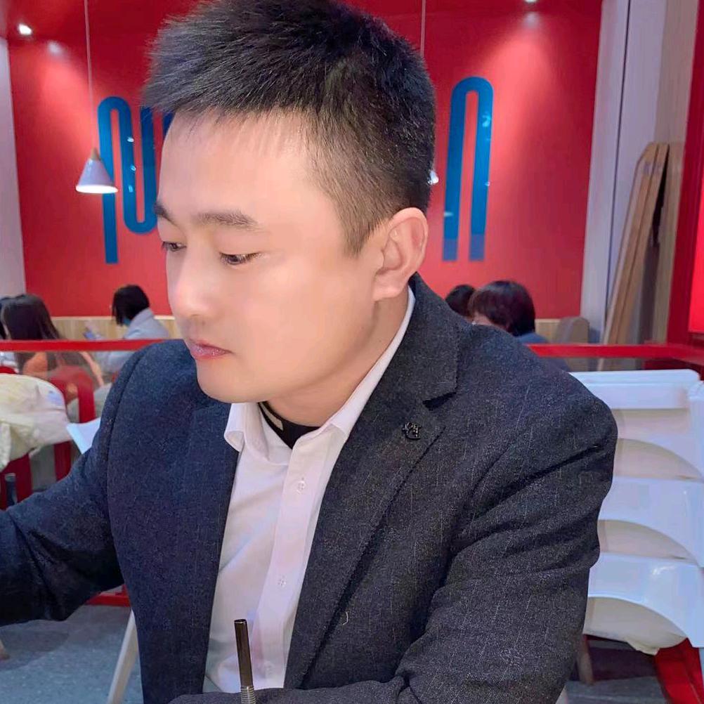 尚都维妮美服装旗舰店