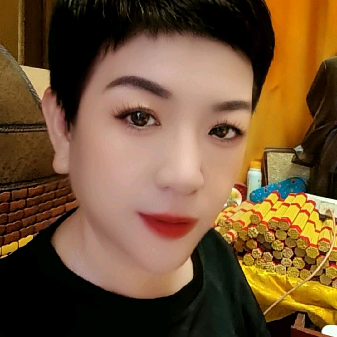 佛 在 心 中 🙏