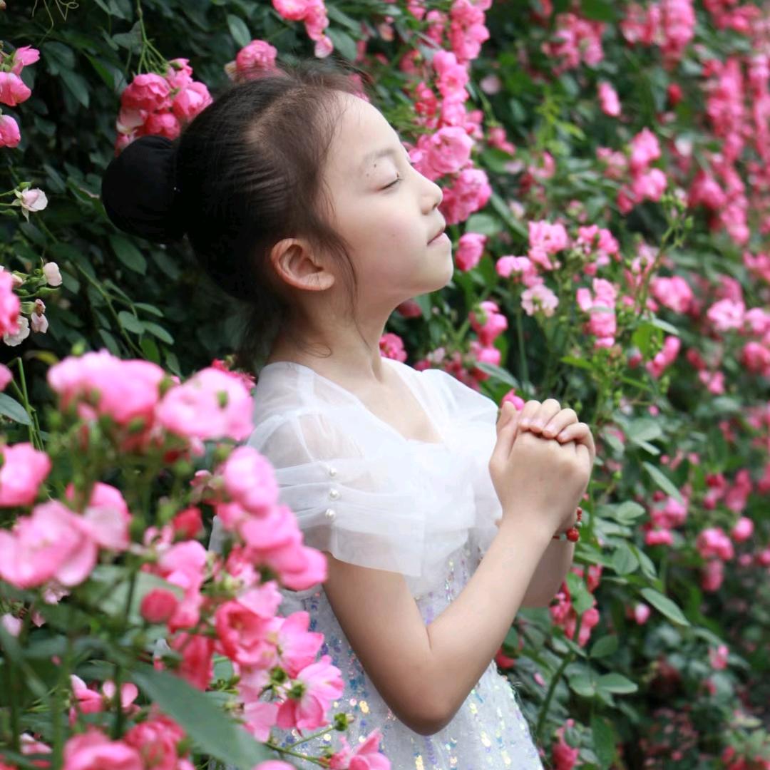 小美女成长记