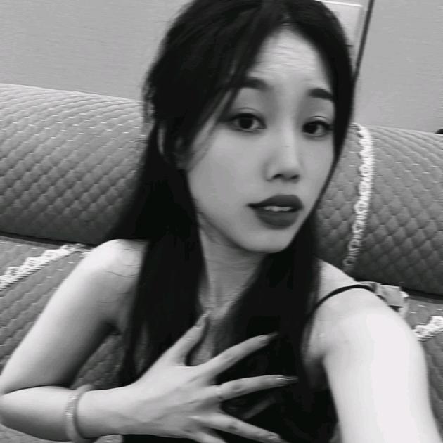 疯--丫--头