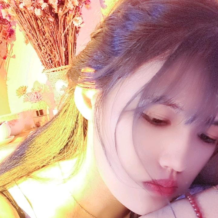 妞🌹妞🦋胡小姐